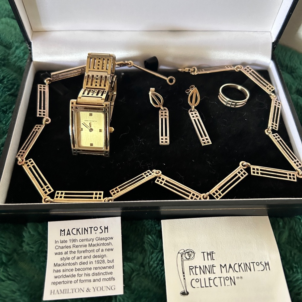 International Vintage Scottish Charles Rennie Mackintosh Collection